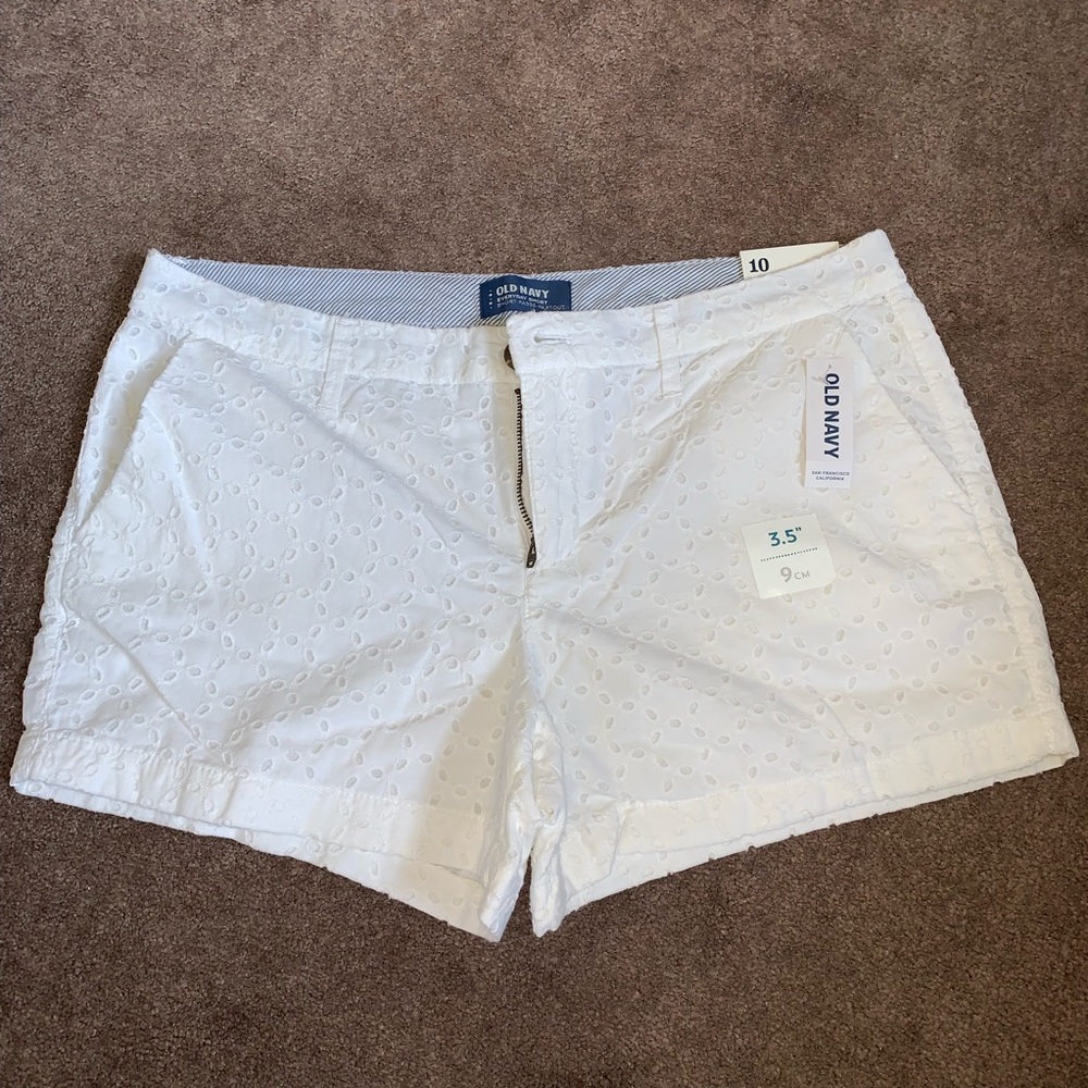 Old navy eyelet shorts